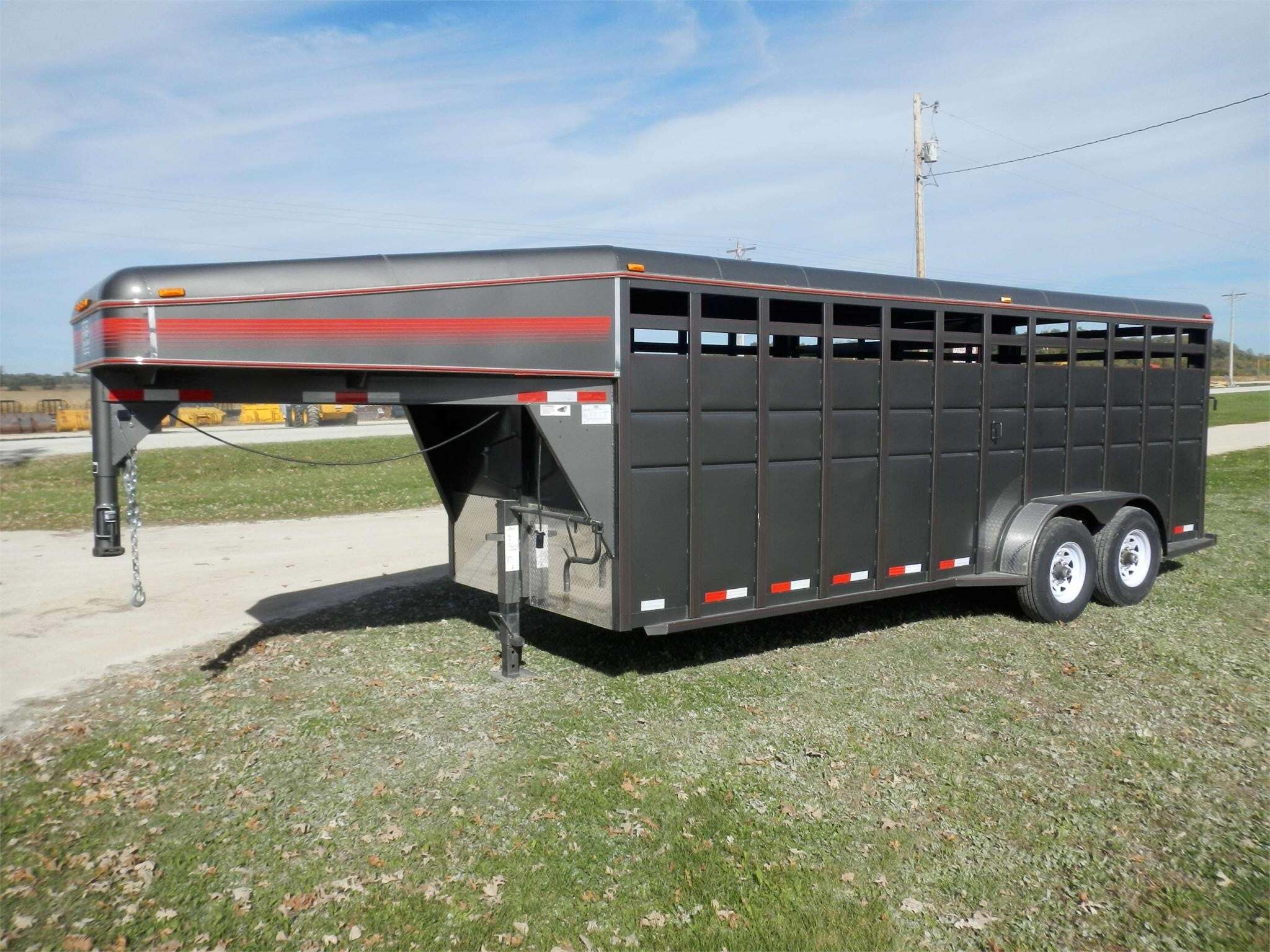 2025 S & S DURA-LINE 6.8 x 20 GOOSENECK STOCK TRAILER in Dover, MN