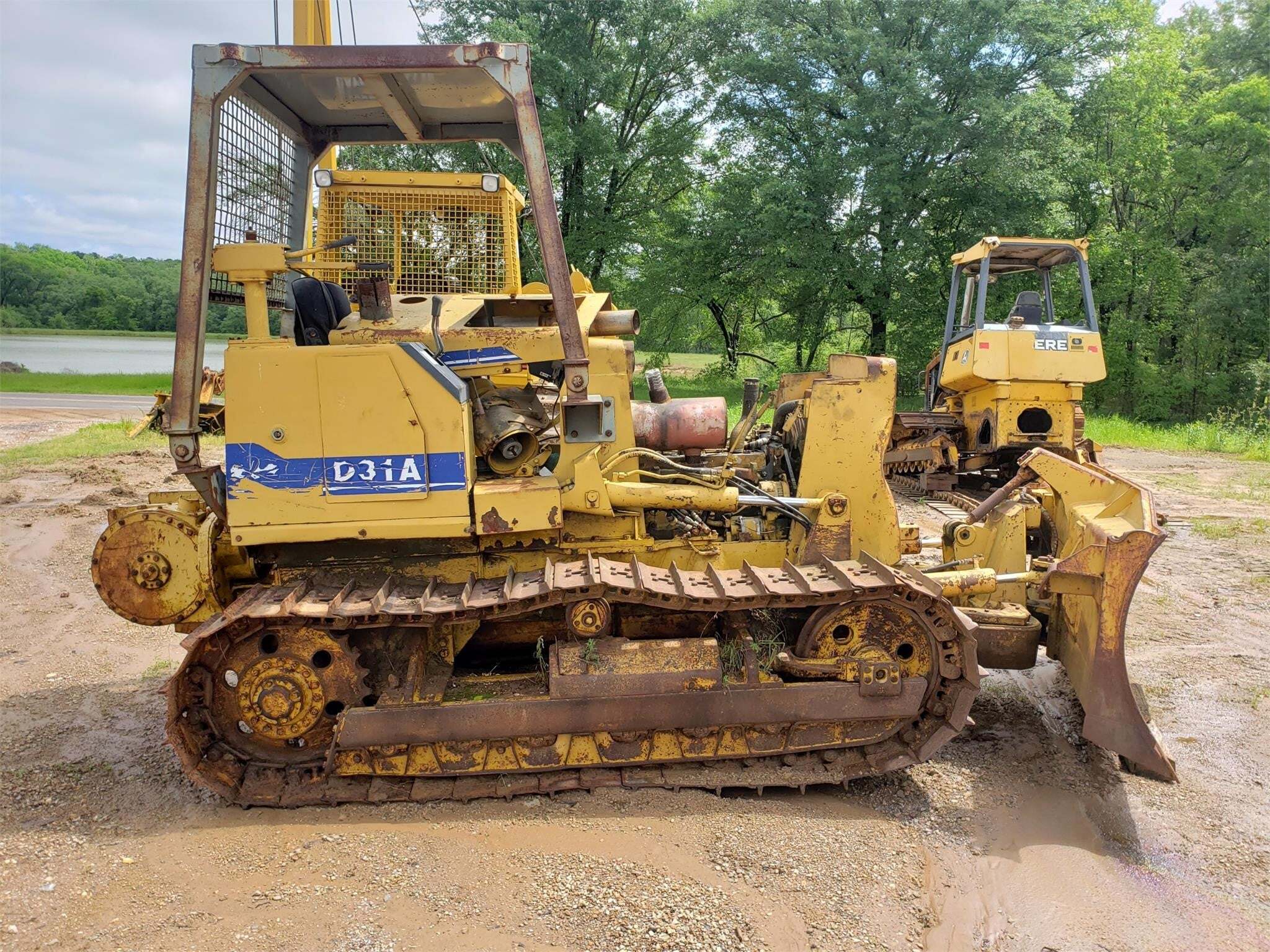 KOMATSU D31AM-18 in Hughes Springs, TX