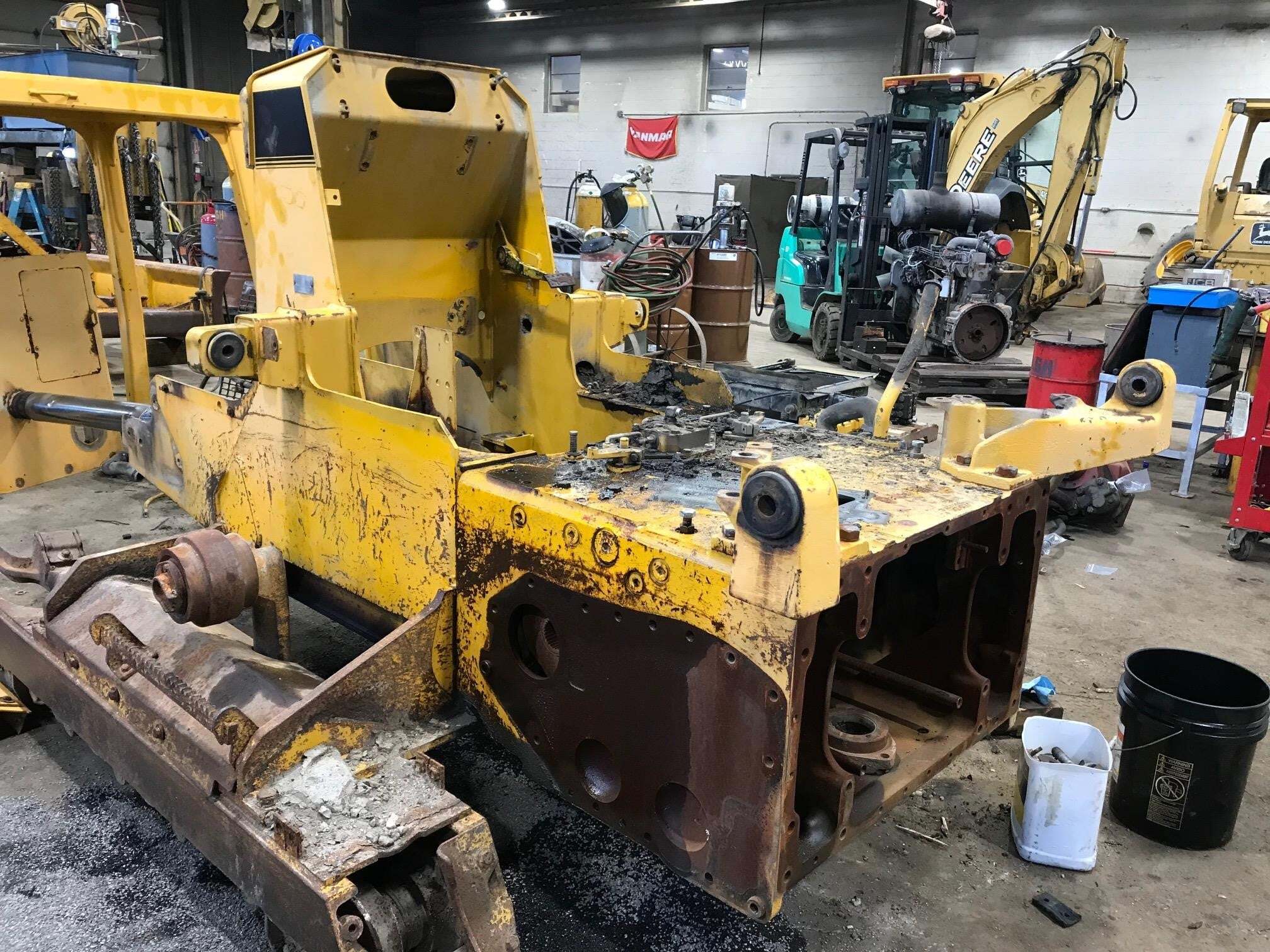 1997 DEERE 650G IV in Ottawa Lake, MI