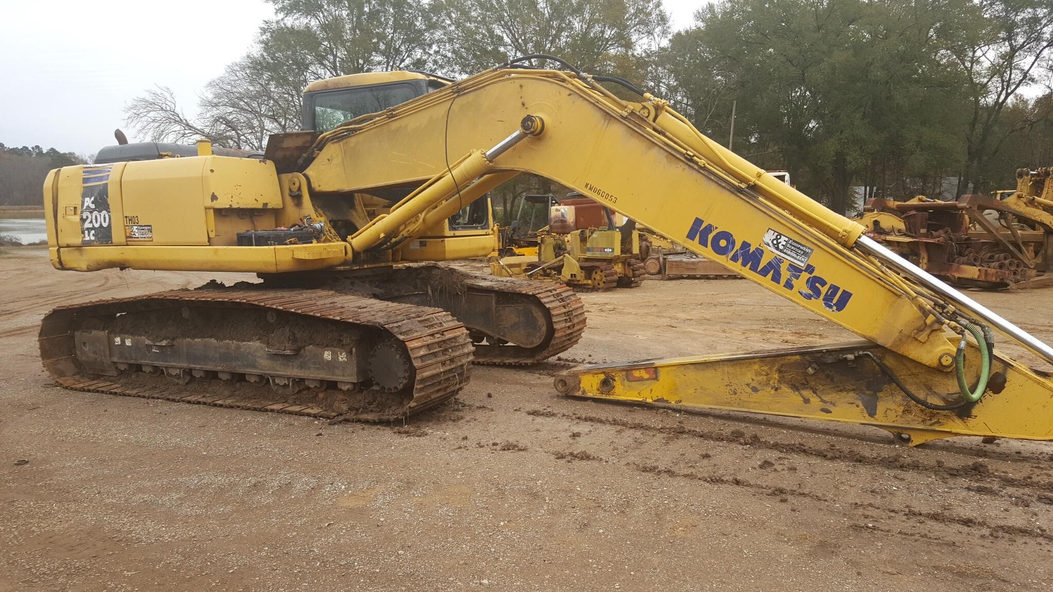 KOMATSU PC200 LC-7 in Hughes Springs, TX