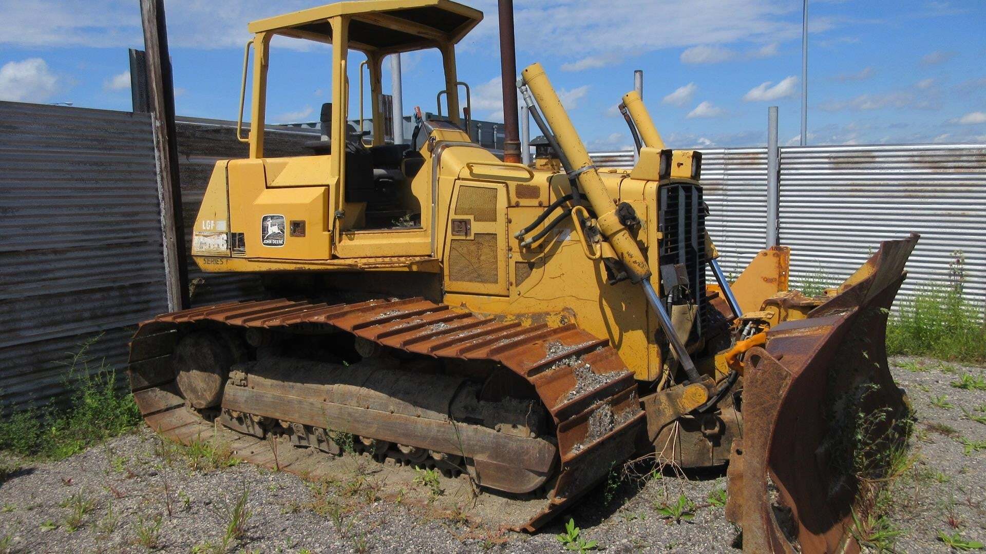 DEERE 750C LGP I in Ottawa Lake, MI