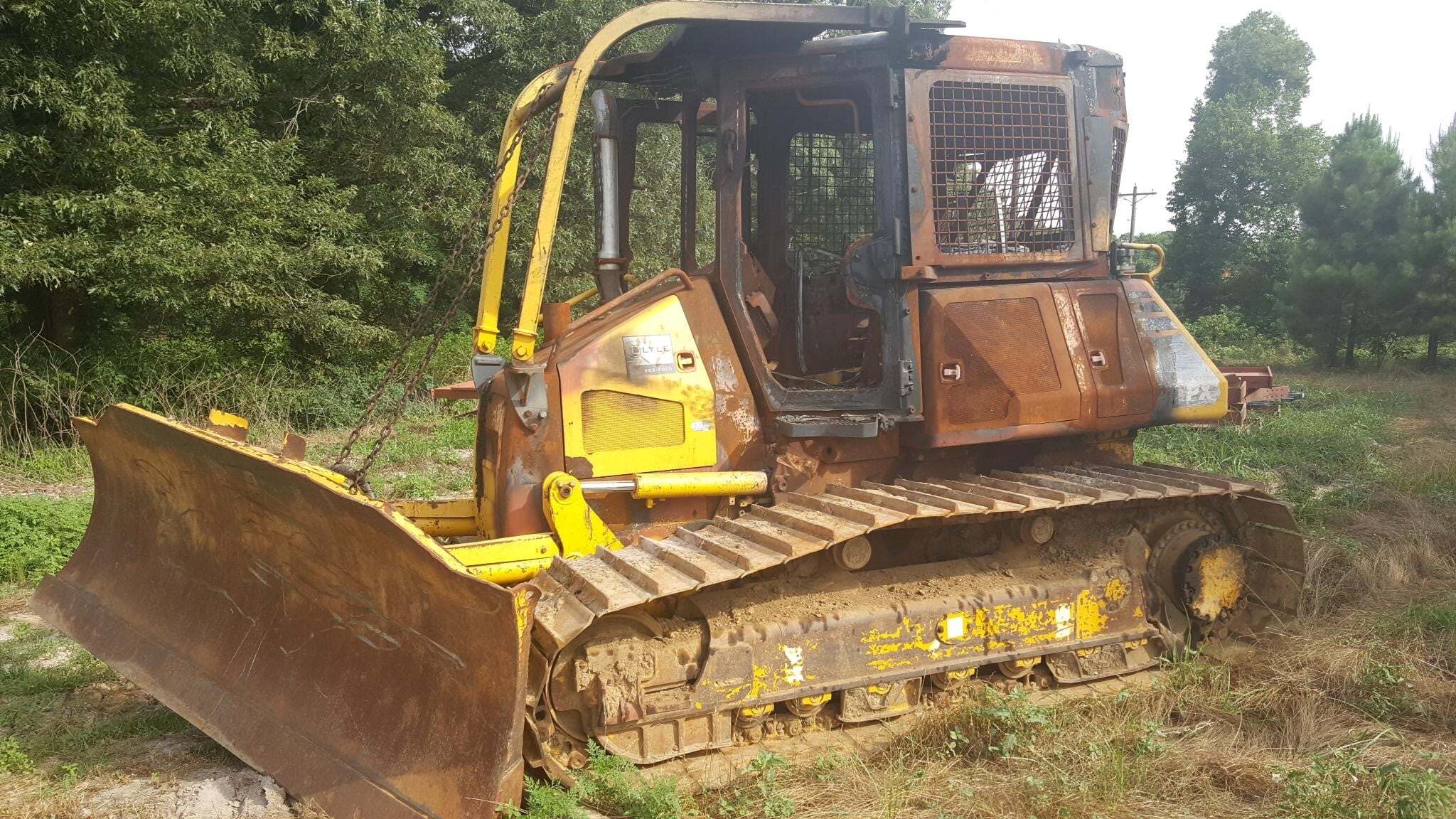 KOMATSU D51PX-22 in Hughes Springs, TX