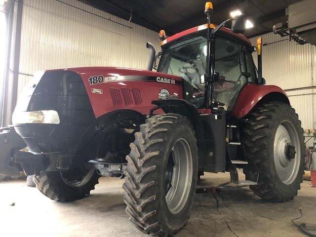 2013 CASE IH MAGNUM 180 in Sheboygan, WI