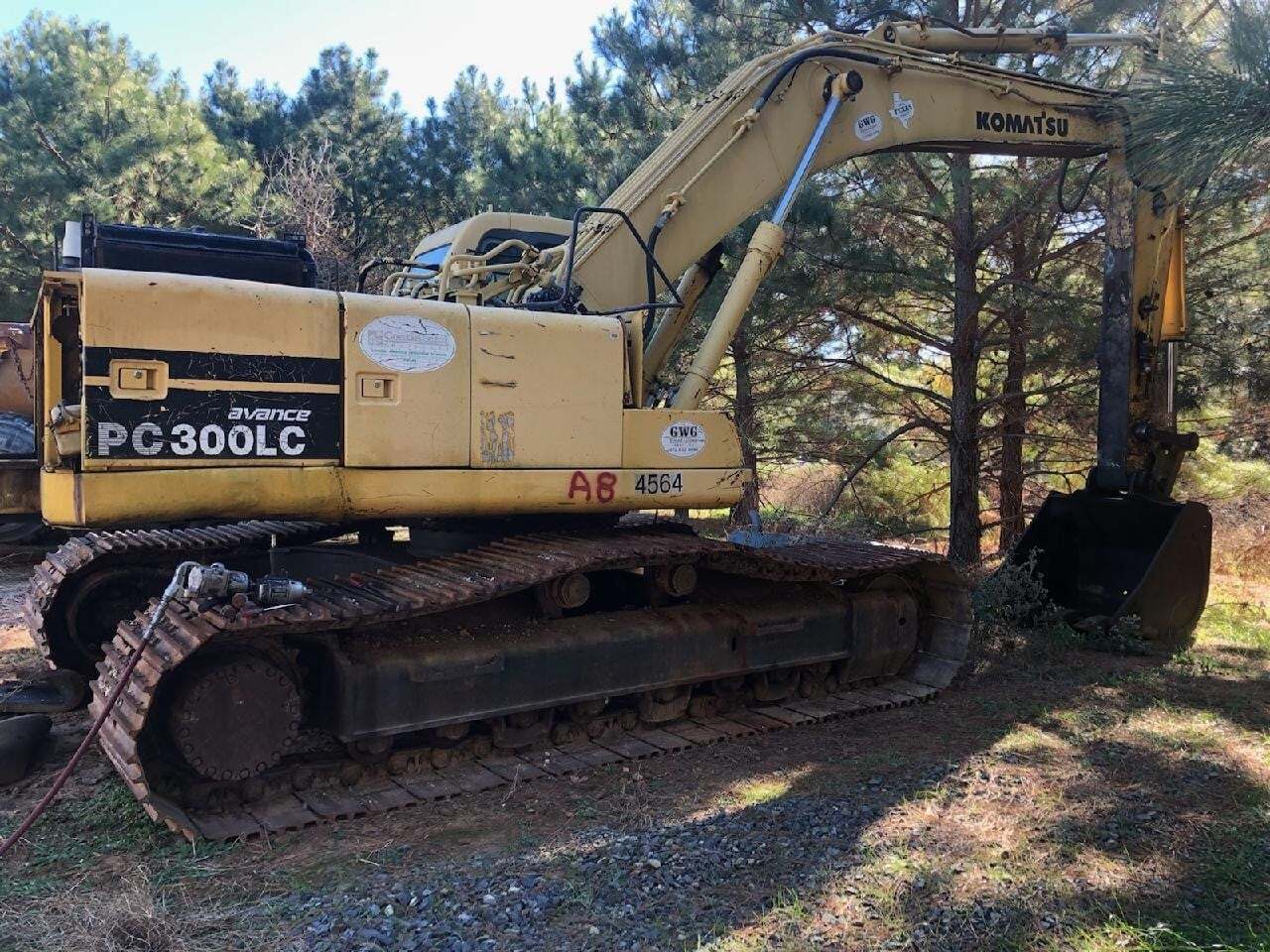 KOMATSU PC300 LC-6LE in Hughes Springs, TX
