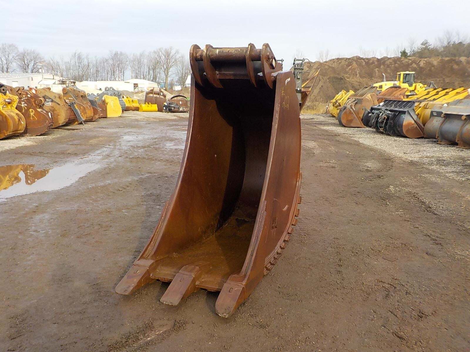VOLVO Attachment in Holland, MI