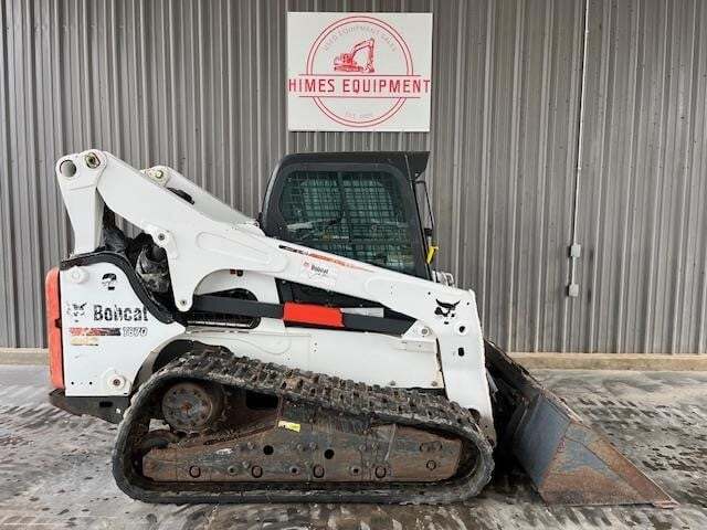 2012 BOBCAT T870 in Van Alstyne, TX