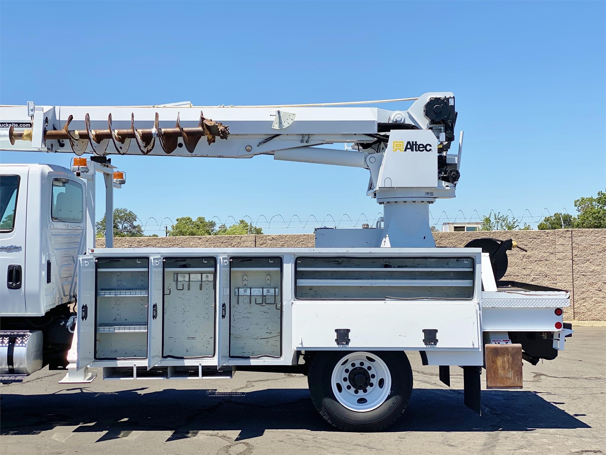 2014 ALTEC DC47 in Sacramento, CA