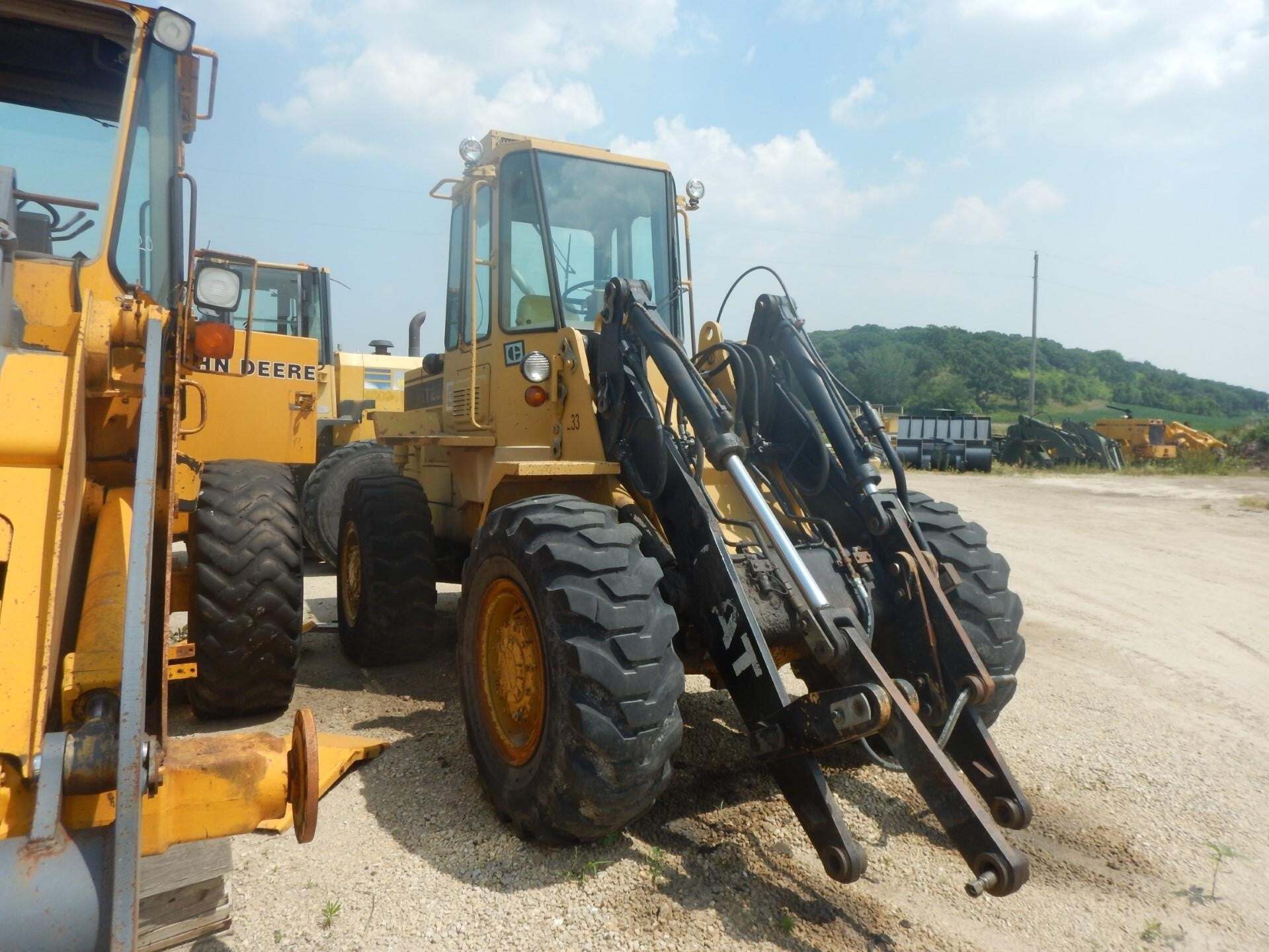 1989 CATERPILLAR IT28B in Dover, MN