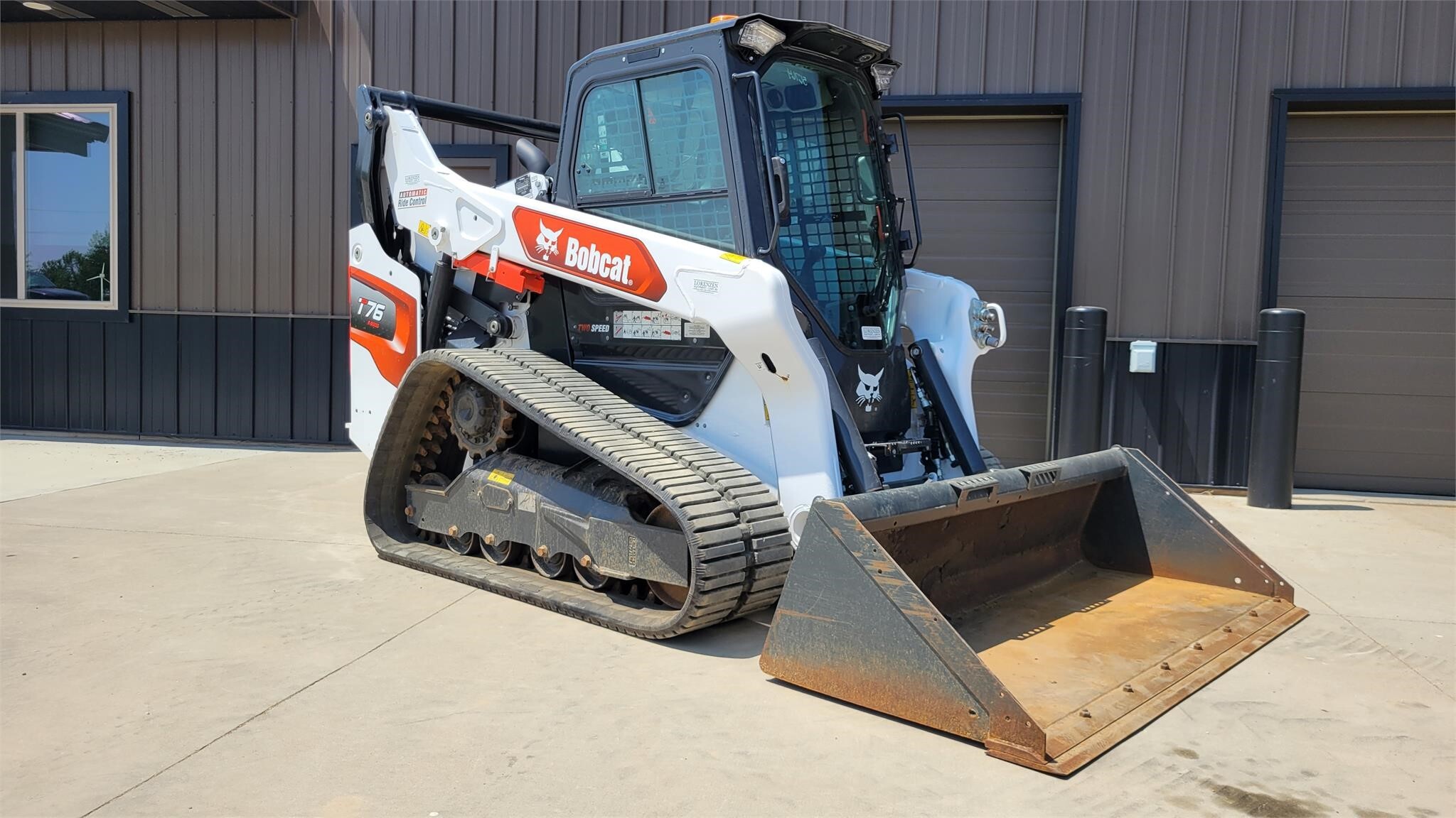 2021 BOBCAT T76 in Gary, SD