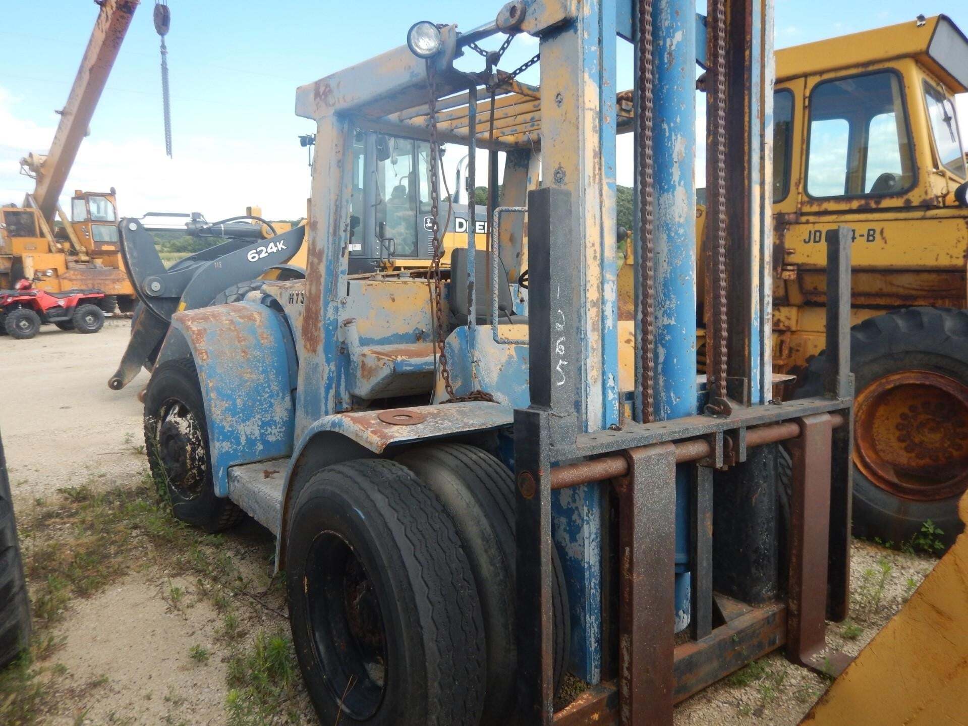 1980 HYSTER H180E in Dover, MN