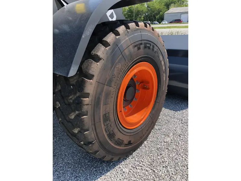 2023 DEVELON DL220-7