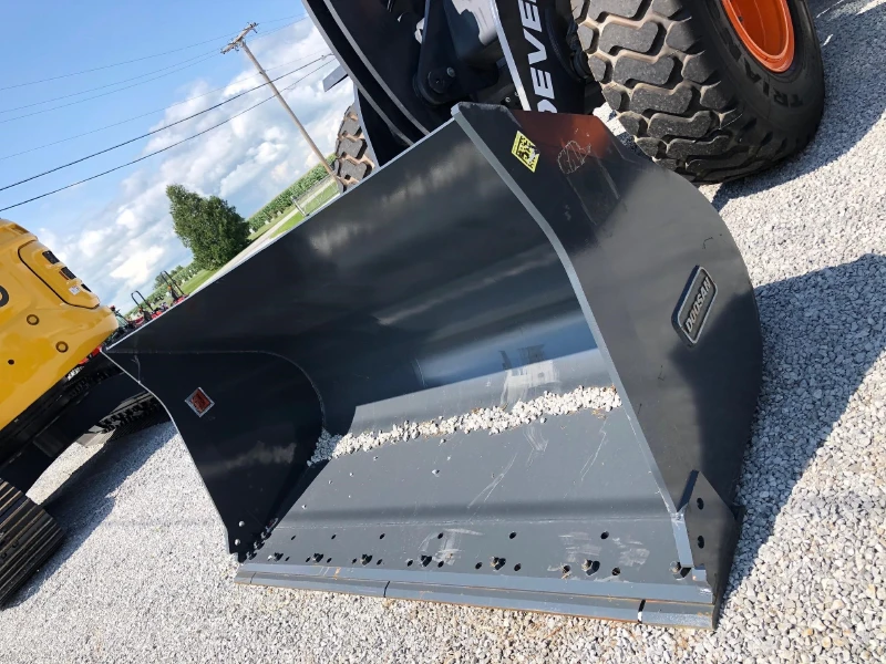 2023 DEVELON DL220-7
