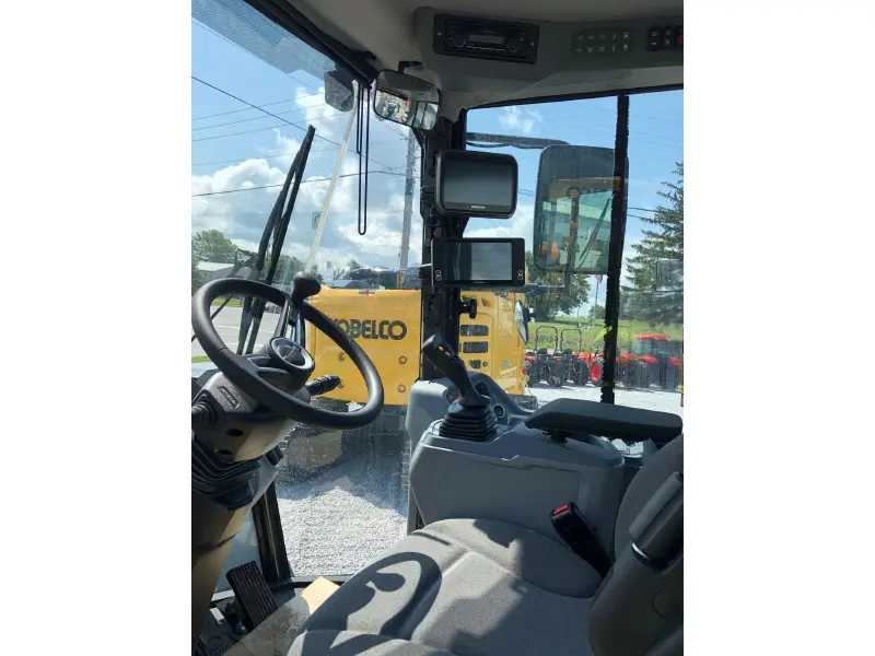 2023 DEVELON DL220-7