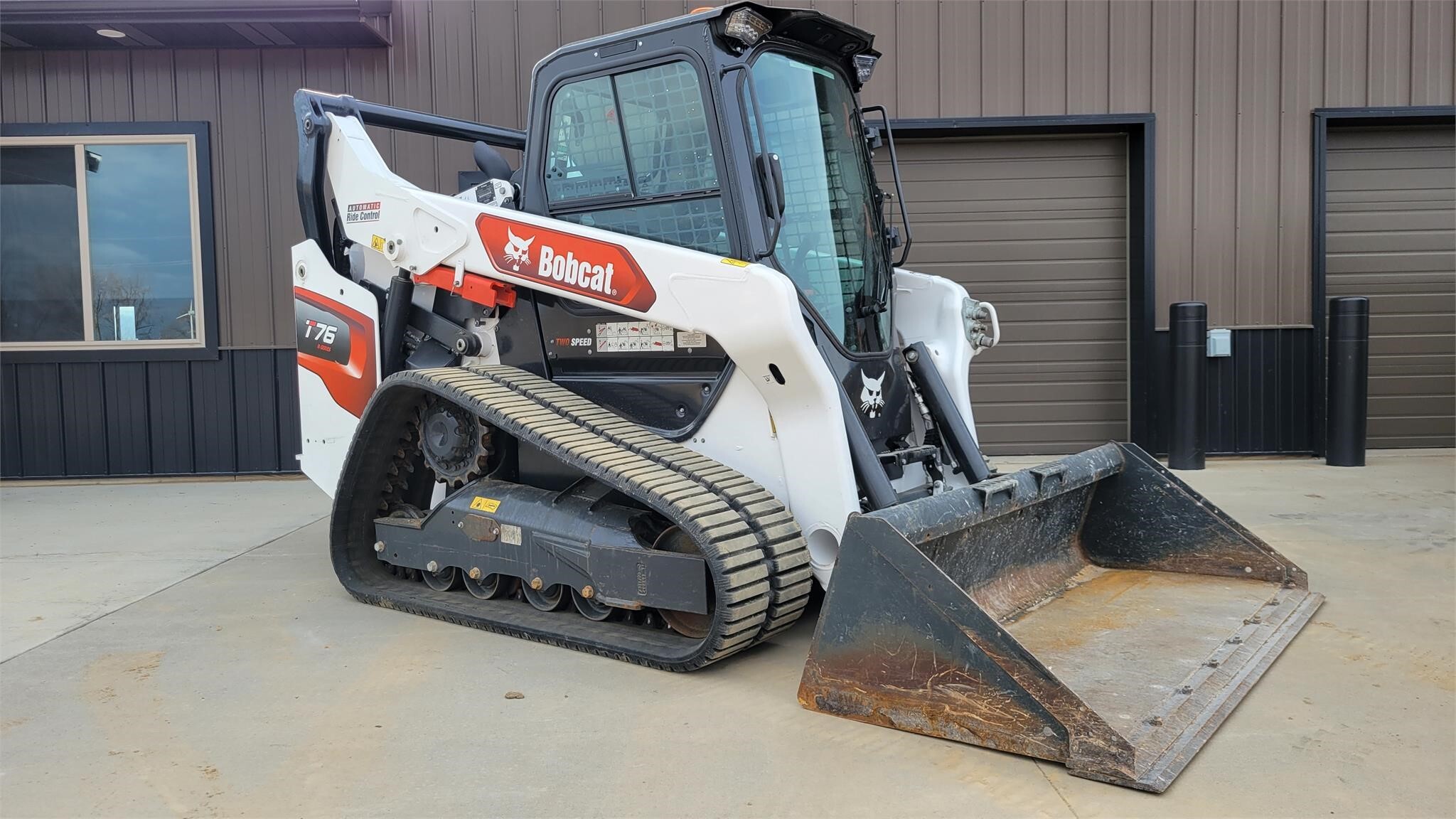 2021 BOBCAT T76 in Gary, SD