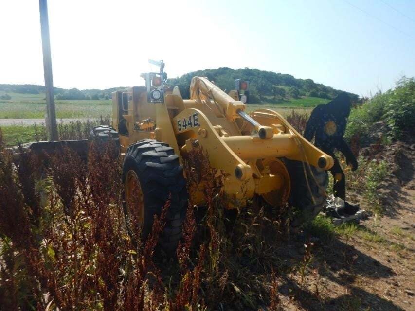 1991 DEERE 544E in Dover, MN