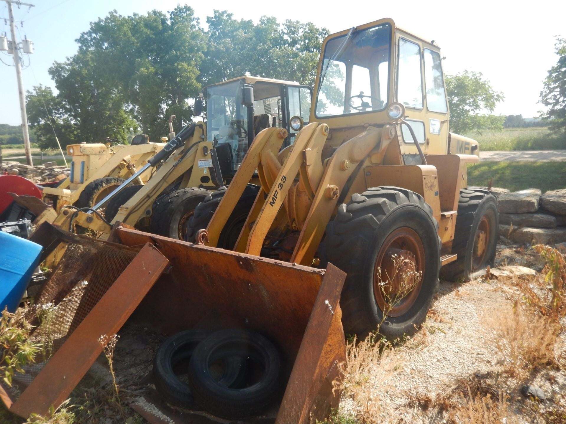 1972 MASSEY FERGUSON MF33 in Dover, MN