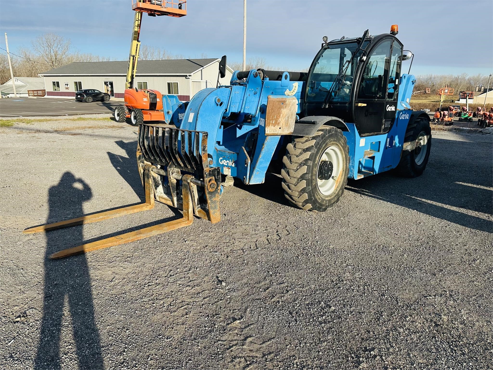 2015 GENIE GTH1256 in Batavia, NY