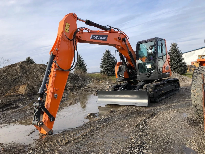 2024 DEVELON DX140 LCR-7