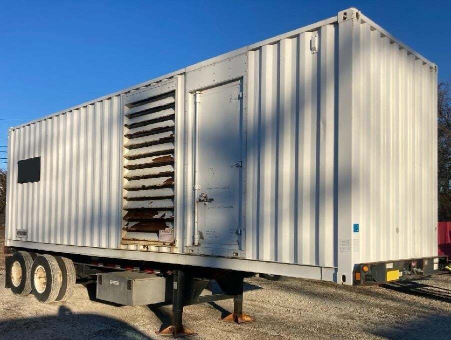 2006 CATERPILLAR XQ1000 in Encino, CA