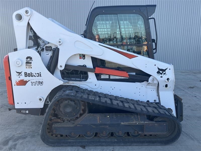 2021 BOBCAT T770 in Cedar Rapids, IA