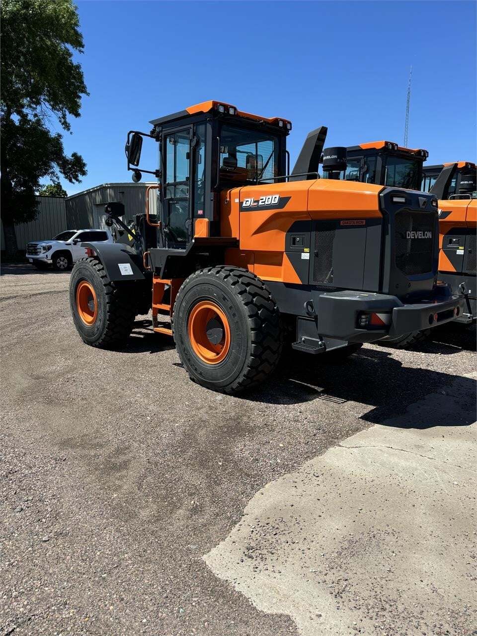 2023 DEVELON DL200-7 in Sioux Falls, SD