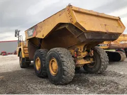 2015 CATERPILLAR 730C