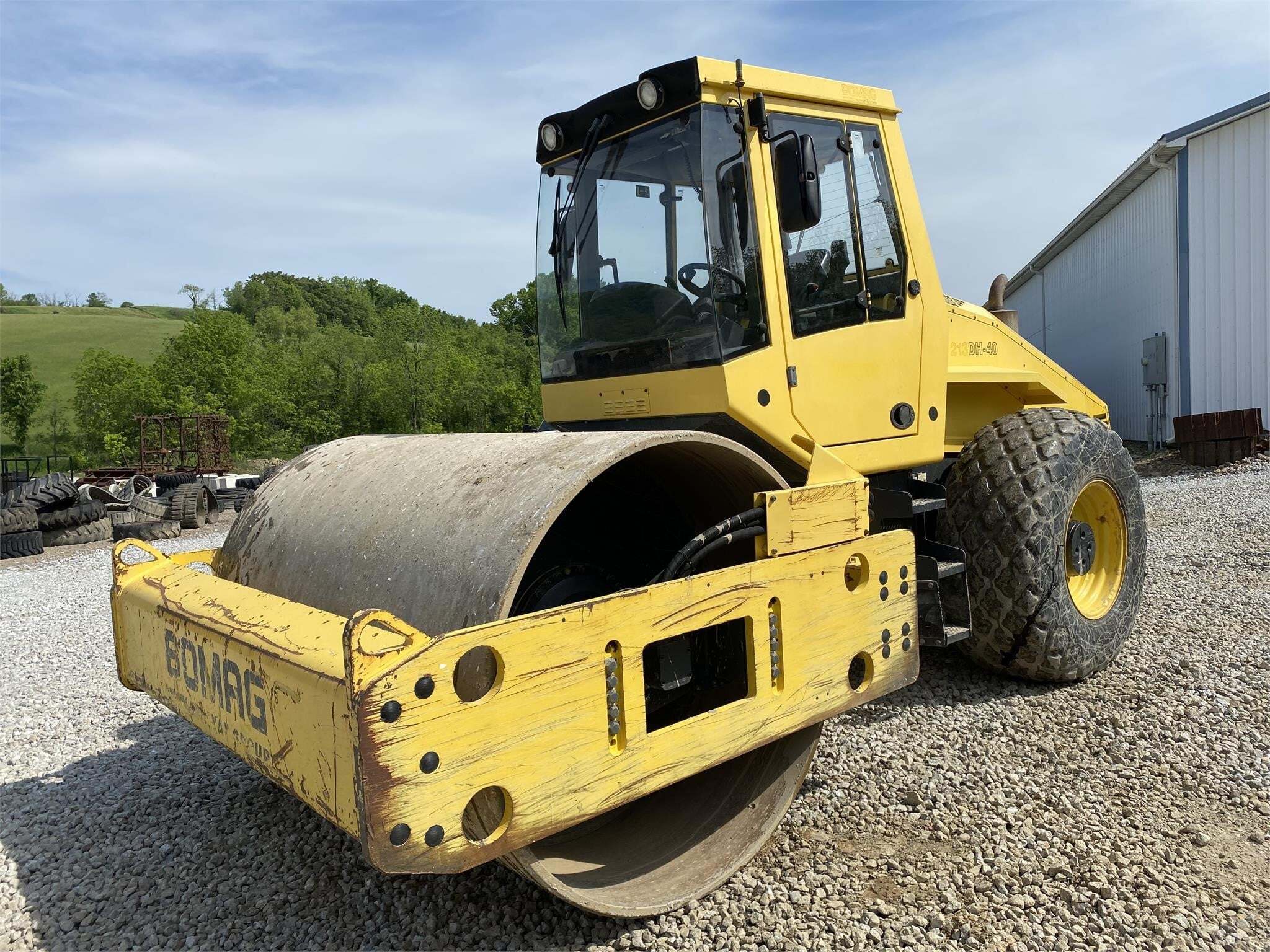 2017 BOMAG BW213DH-40 in Cadiz, OH
