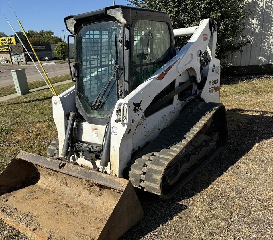 2019 BOBCAT T770 in Sioux Falls, SD