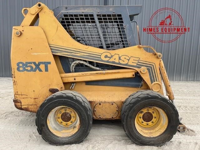 1998 CASE 85XT in Van Alstyne, TX