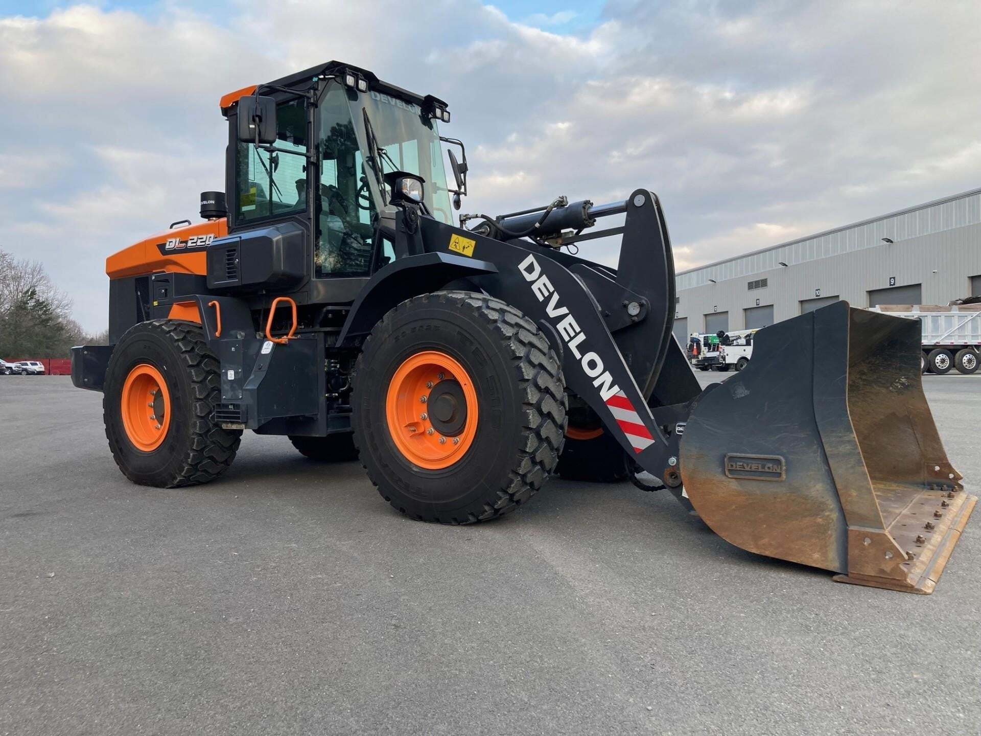 2023 DEVELON DL220-7 in Chatham, VA