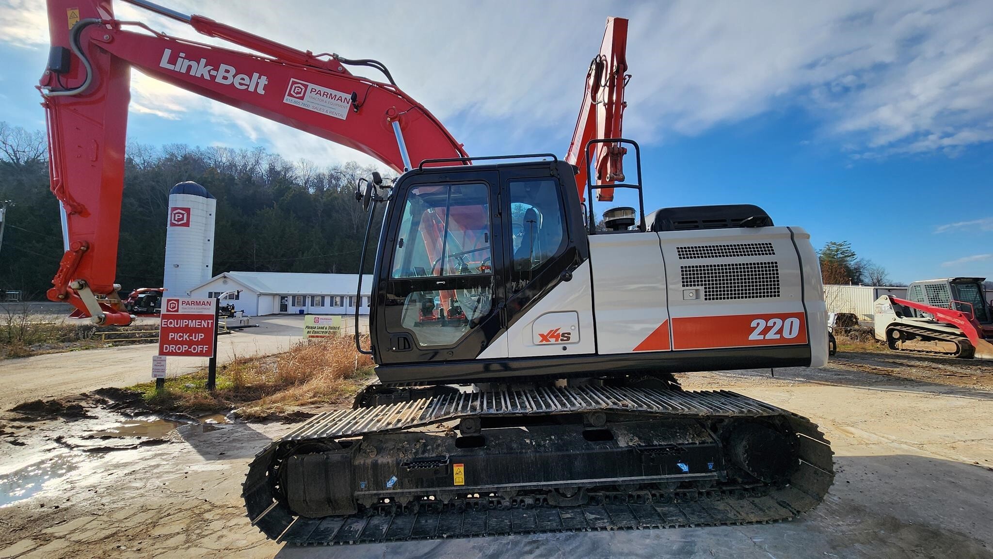 2024 LINK-BELT 220 X4S in Nashville, TN