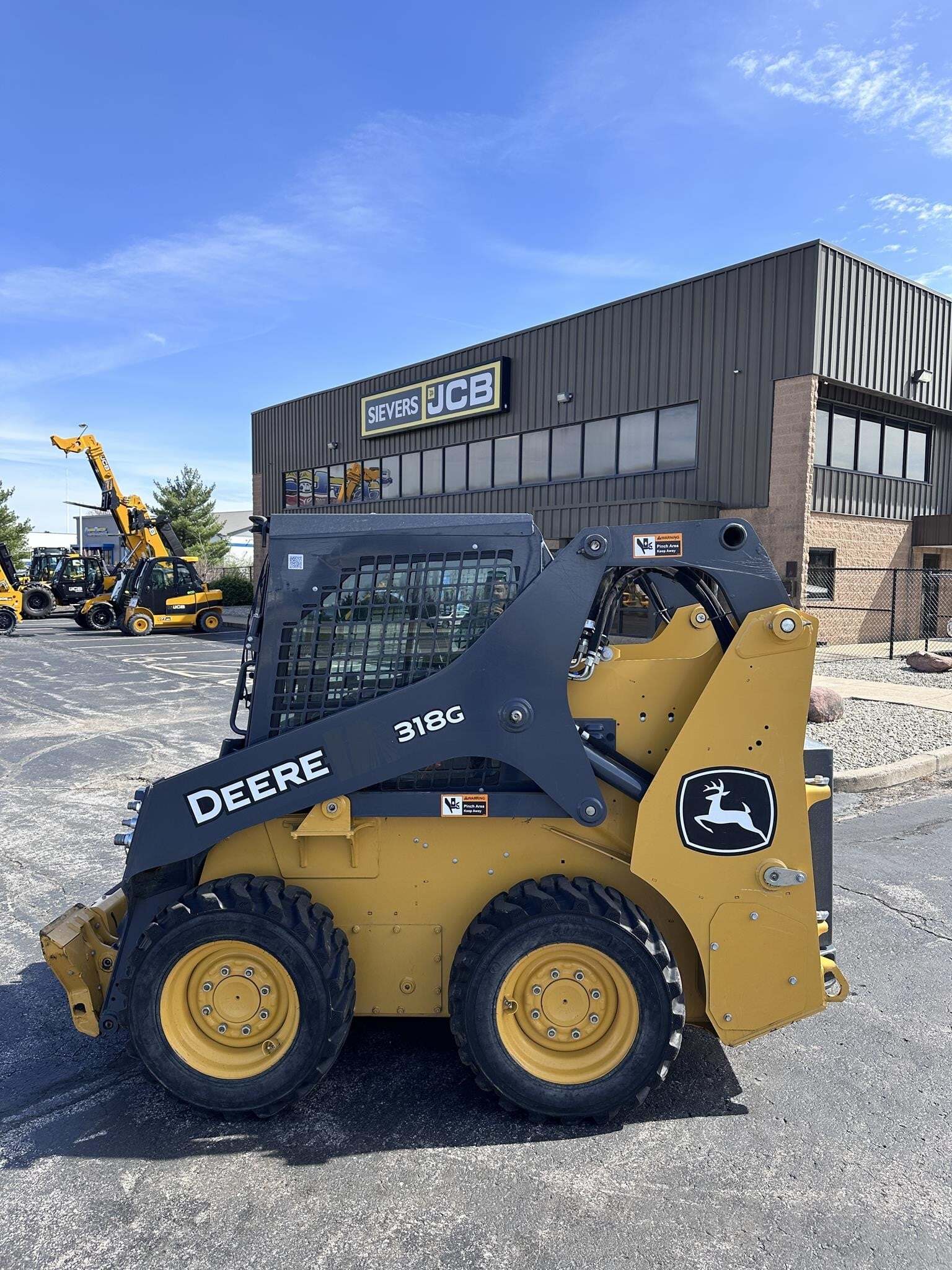 2022 DEERE 318G in St Peters, MO