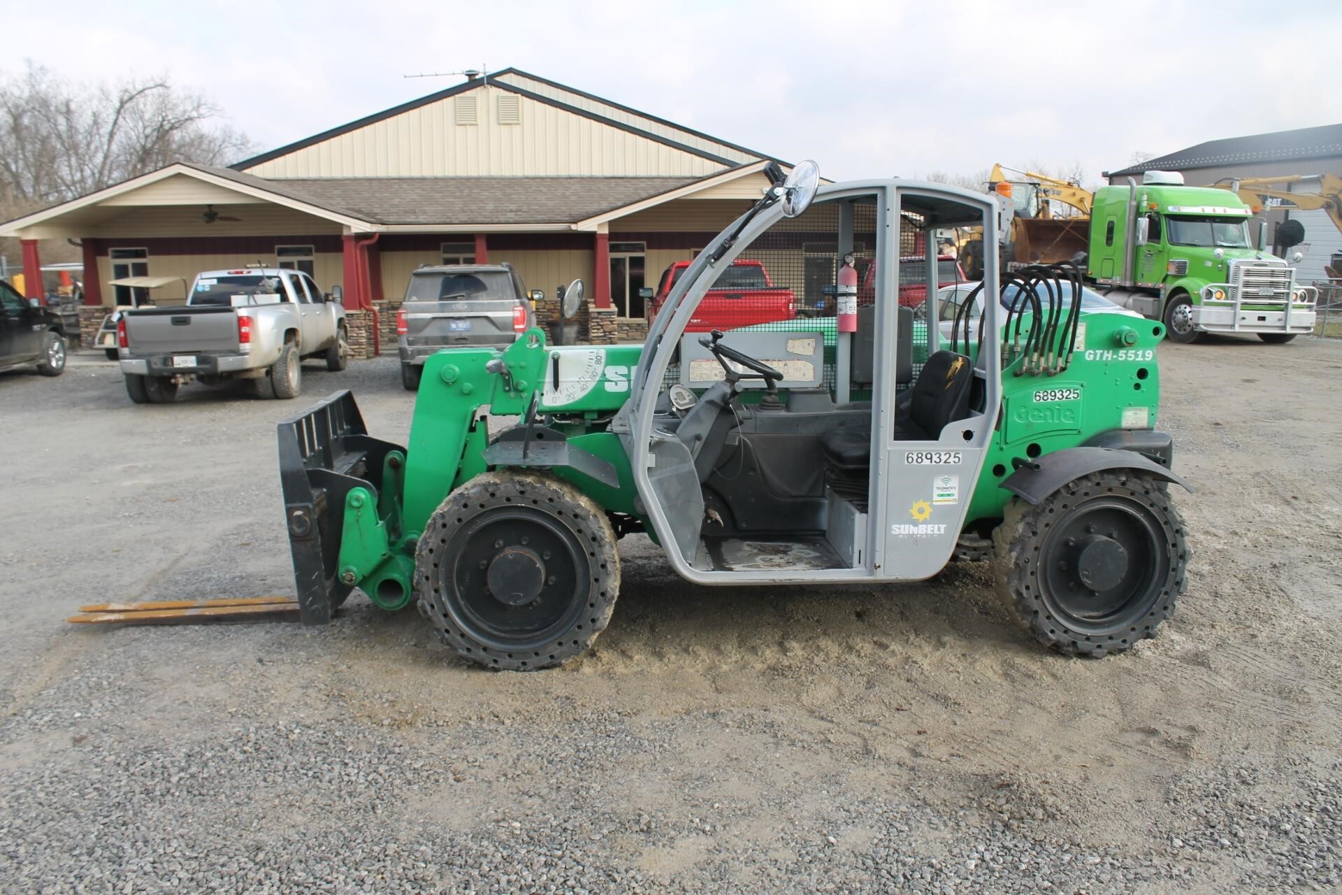 2014 GENIE GTH5519 in Pleasureville, KY