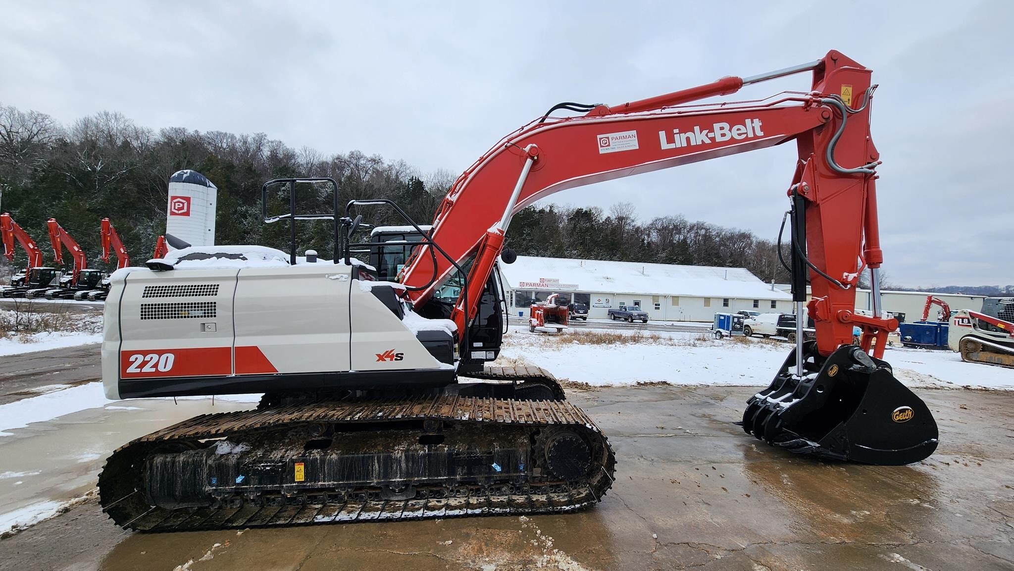 2025 LINK-BELT 220 X4S in Nashville, TN