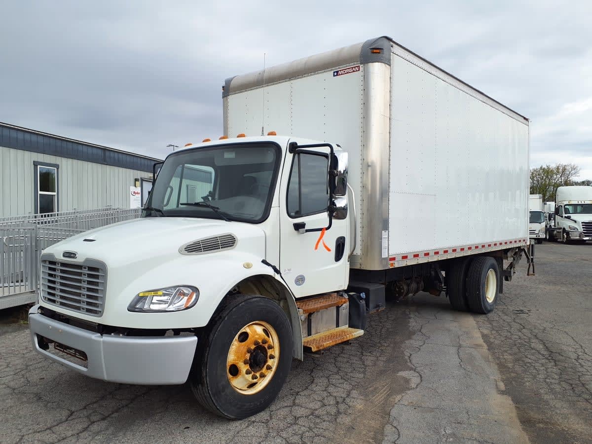 2019 FREIGHTLINER BUSINESS CLASS M2 106 in Hampton, VA