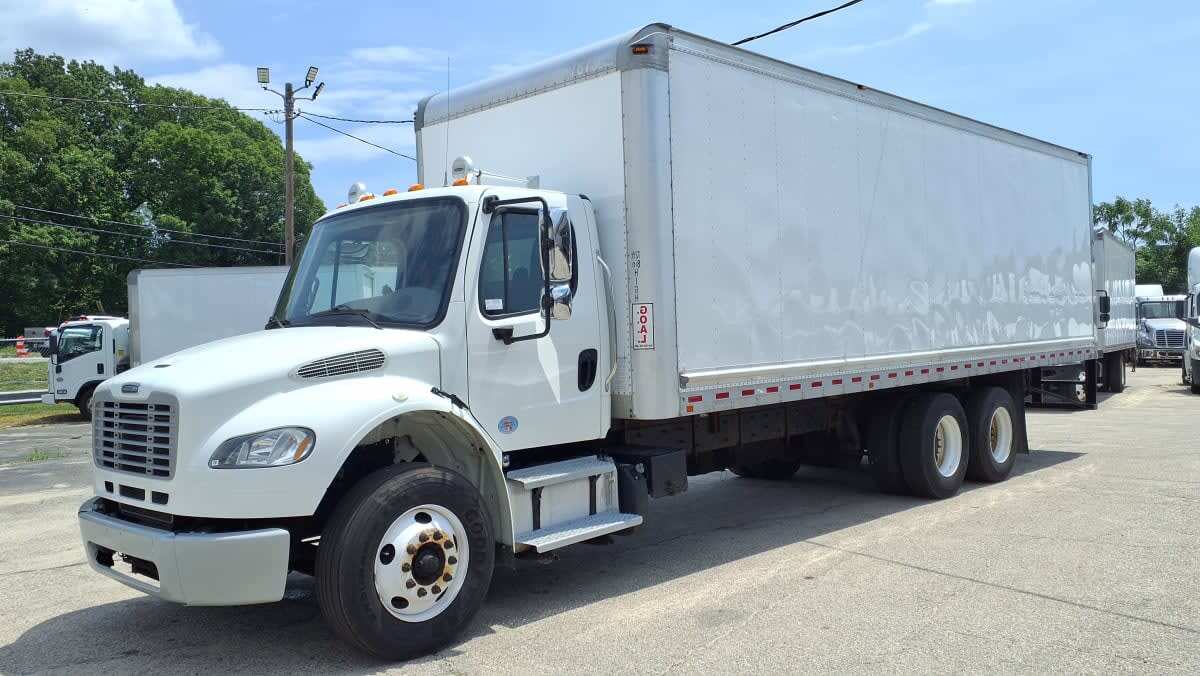 2018 FREIGHTLINER BUSINESS CLASS M2 106 in Warwick, RI