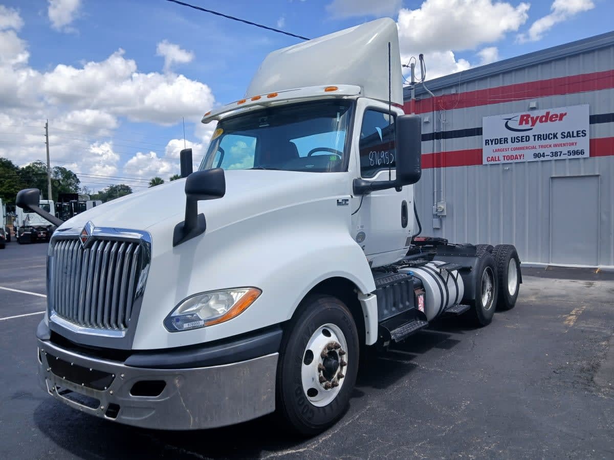 2019 INTERNATIONAL LT625 DAYCAB T/A in Fort Lauderdale, FL