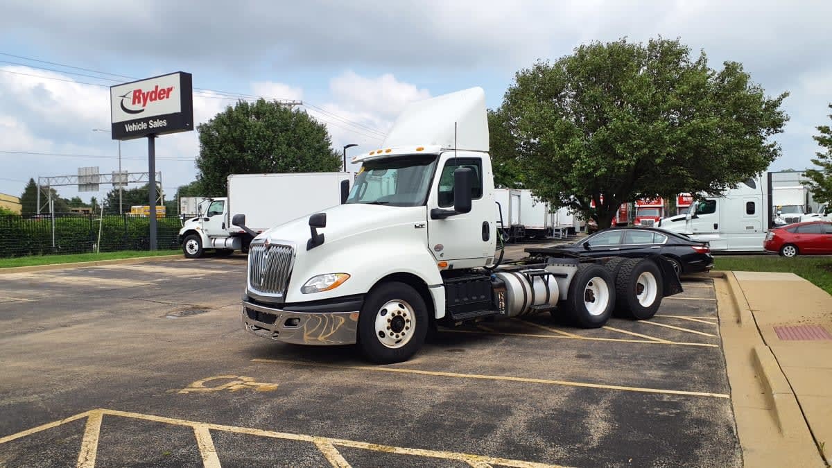 2020 INTERNATIONAL LT625 DAYCAB T/A in Bolingbrook, IL