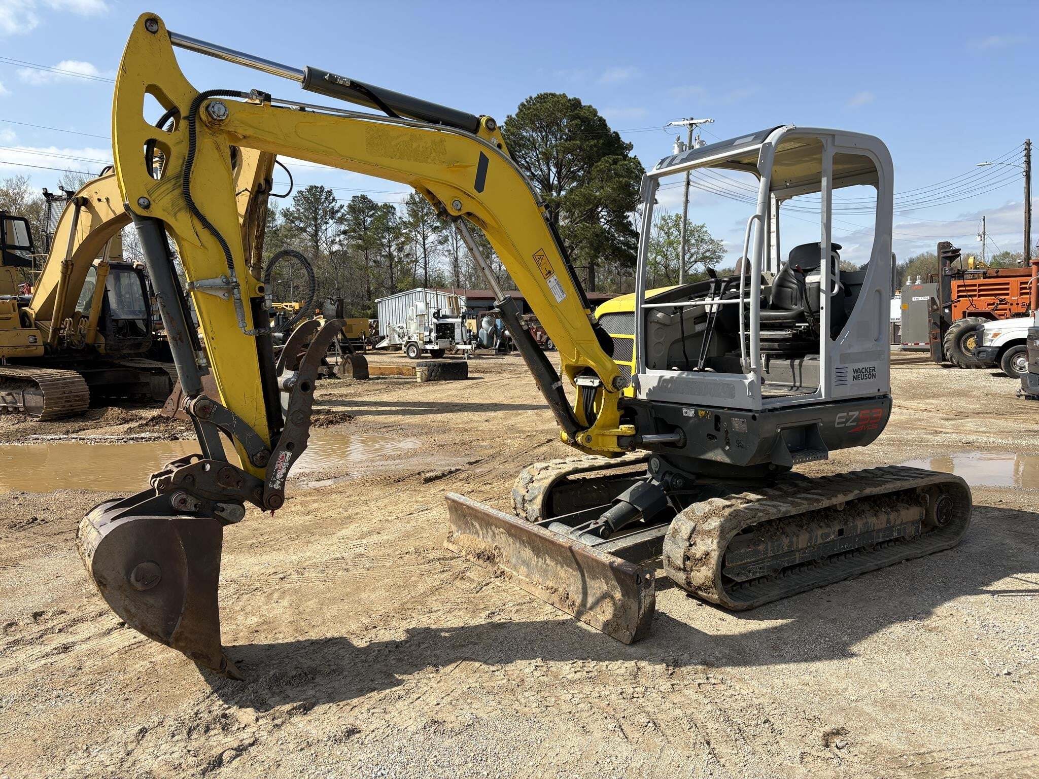 2018 WACKER NEUSON EZ53 in Jackson, TN