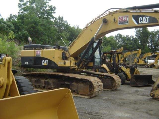 CATERPILLAR 345DL in Milford, MA