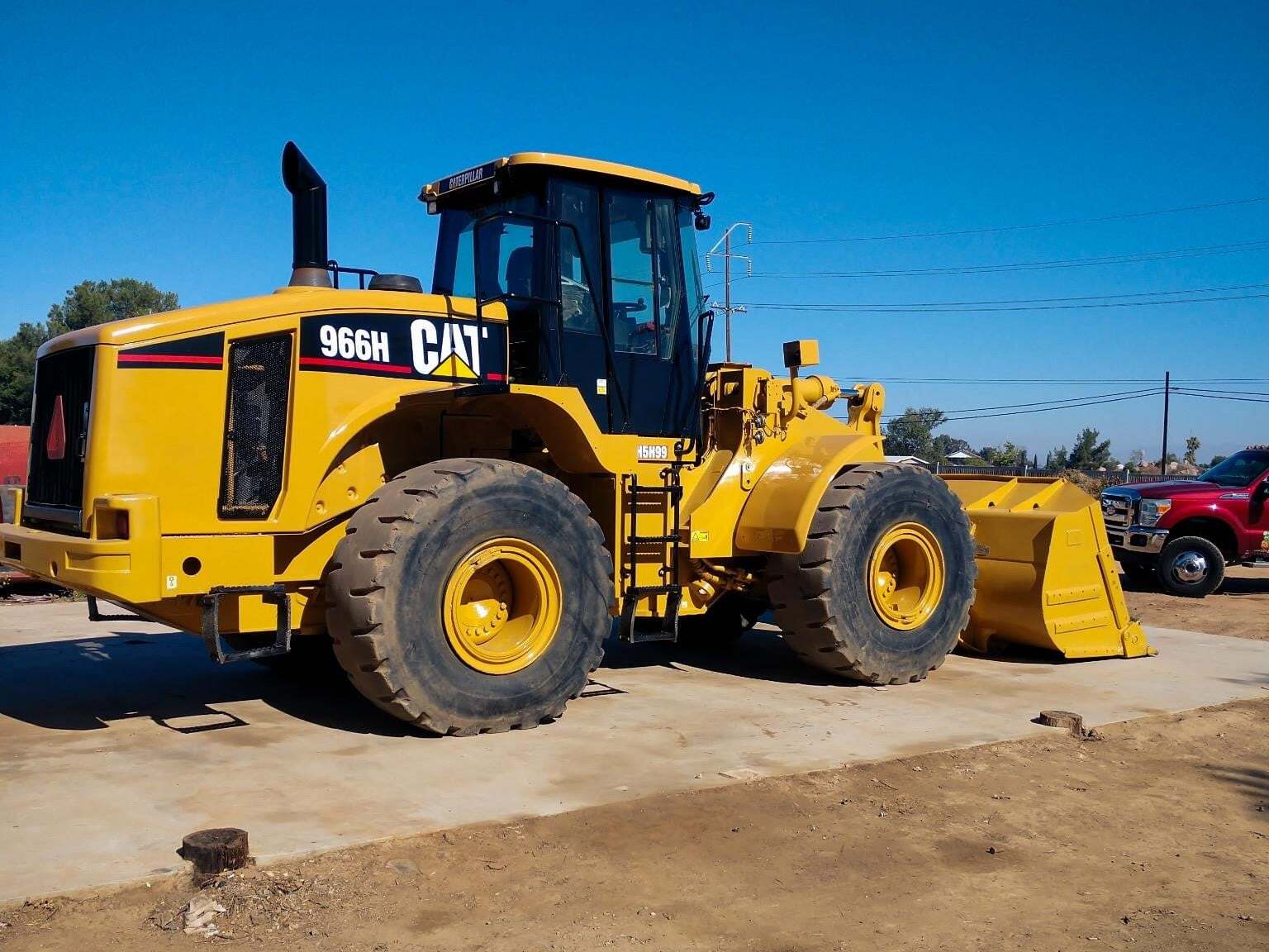 CATERPILLAR 966H in Fontana, CA