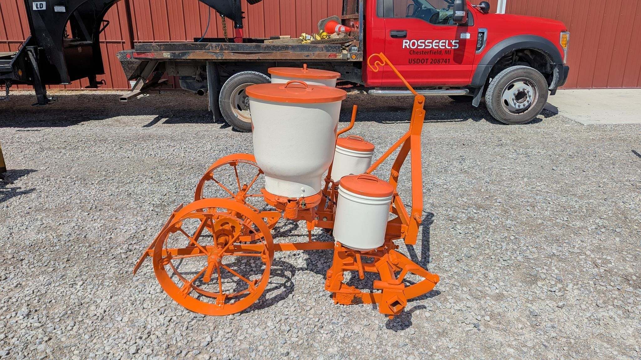 ALLIS-CHALMERS Attachment in Lenox, MI