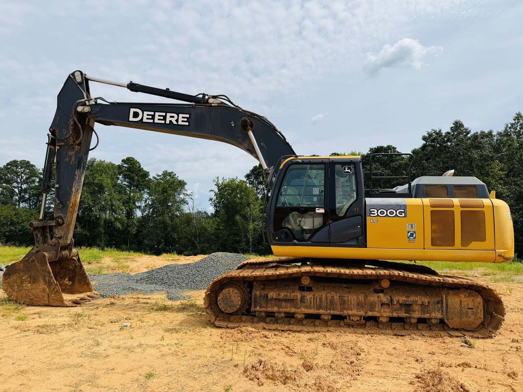 2018 DEERE 300G LC in Rockwell, NC