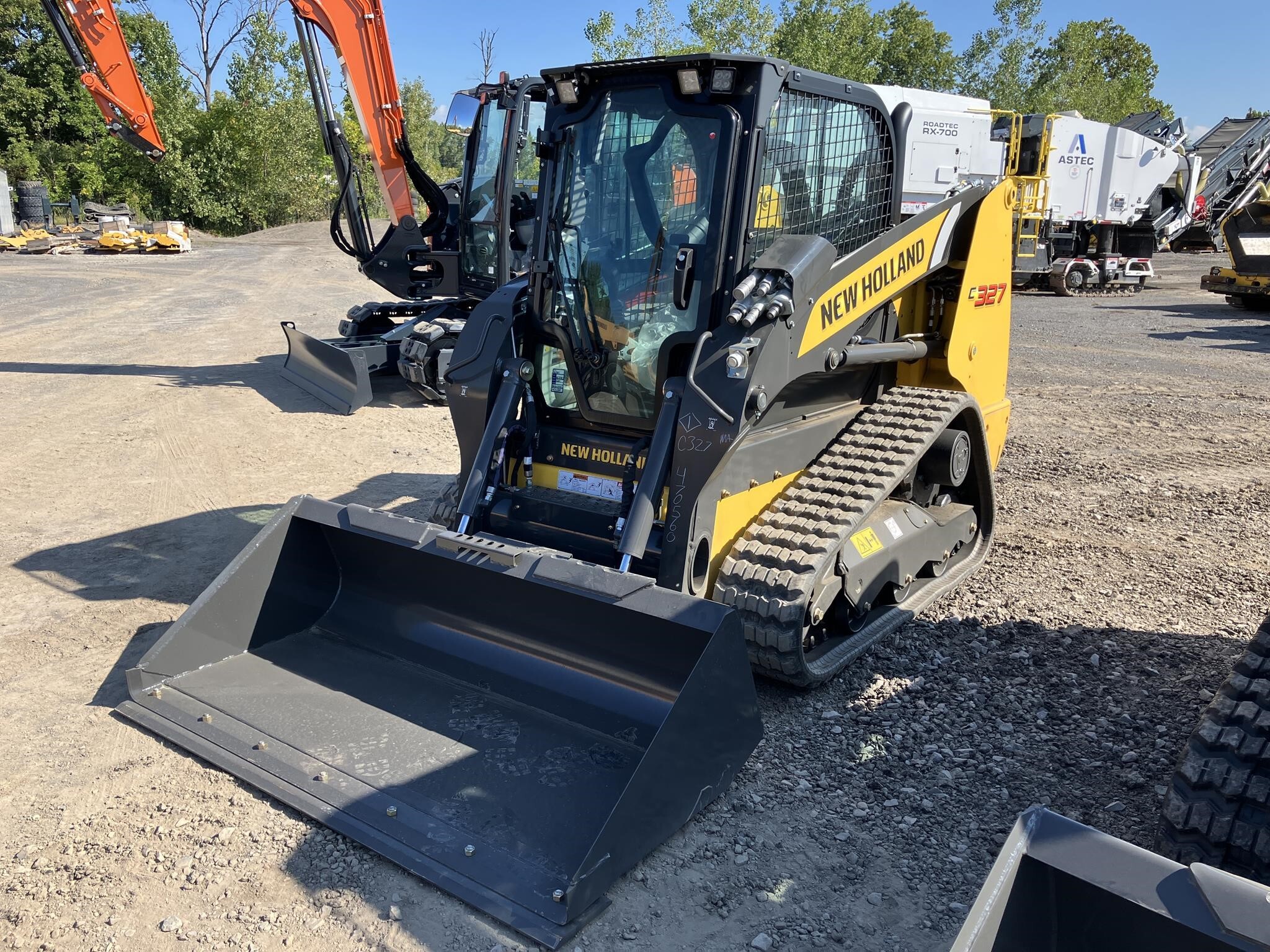 2025 NEW HOLLAND C327 in East Syracuse, NY