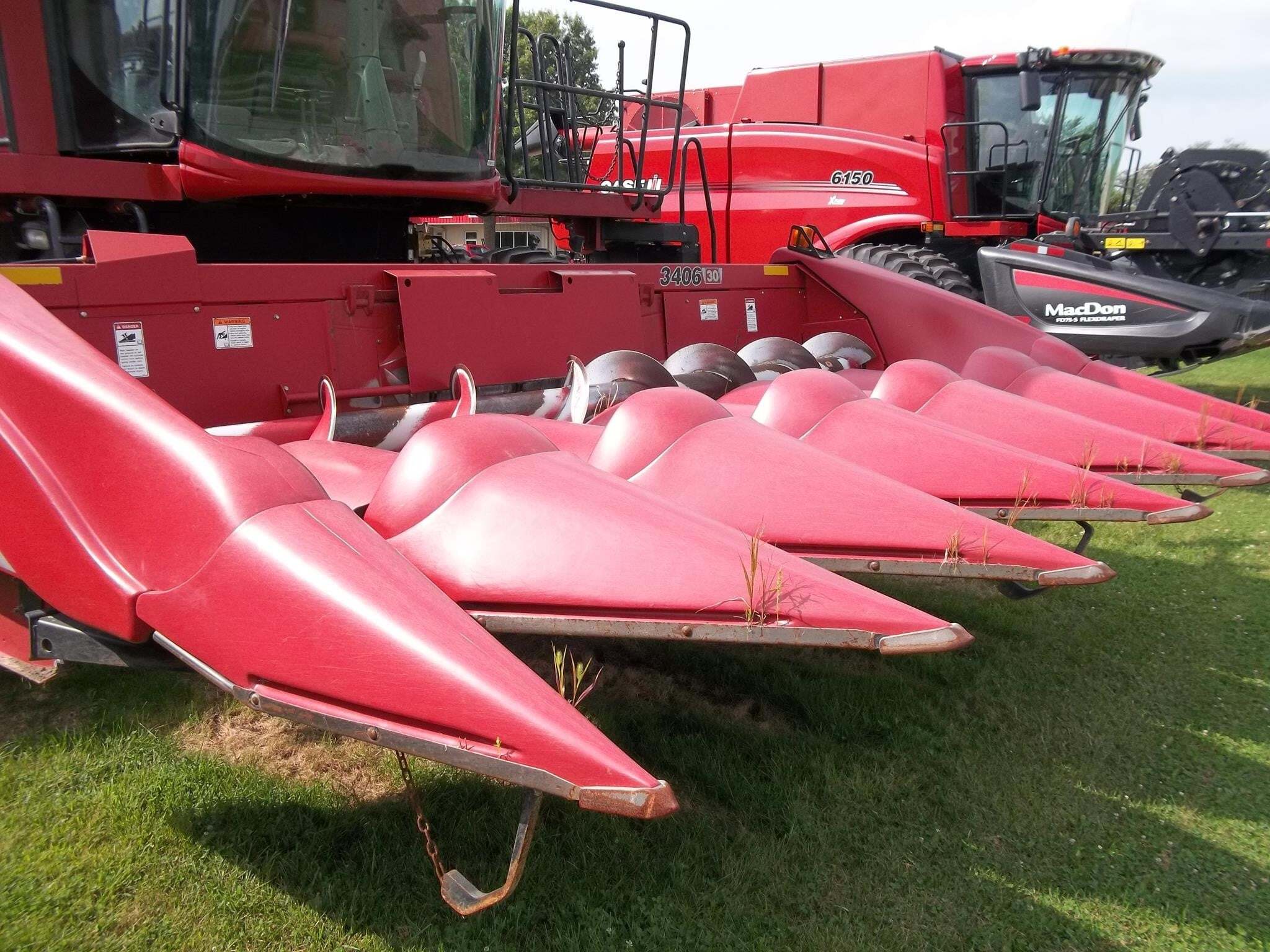 2011 CASE IH 3406 in Dyersville, IA