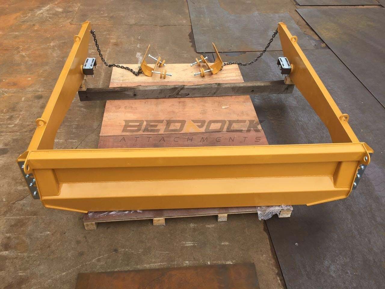 2026 CATERPILLAR TAILGATE FITS CAT 725 ARTICULATED TRUCK in Joliet, IL