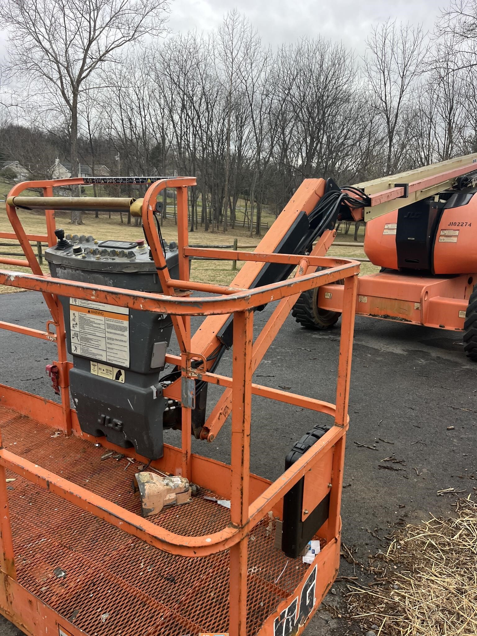 2013 JLG 600AJ in Shippensburg, PA