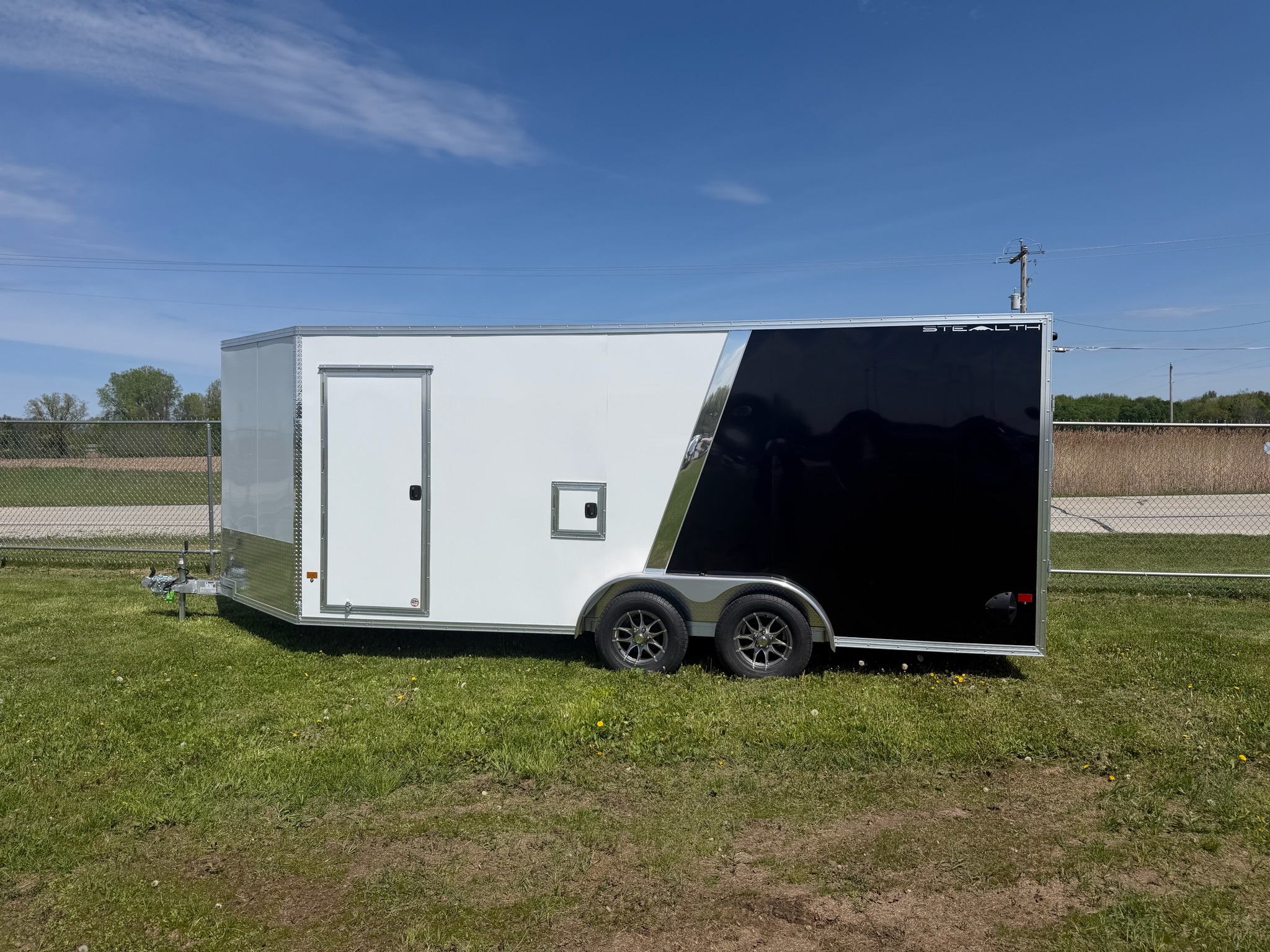 2026 Stealth E 7.5X18 ENCLOSED SNOW in Suamico, WI
