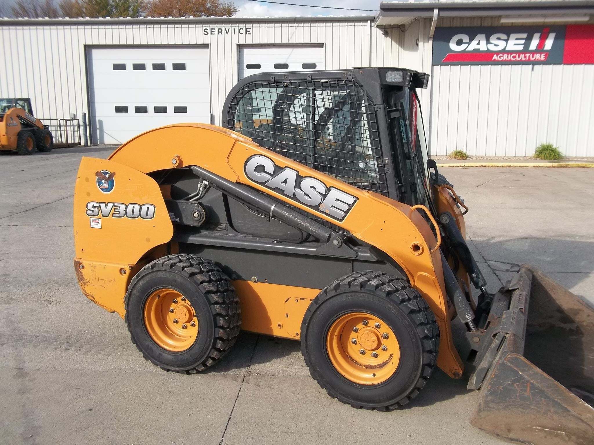 2013 CASE SV300 in Dyersville, IA