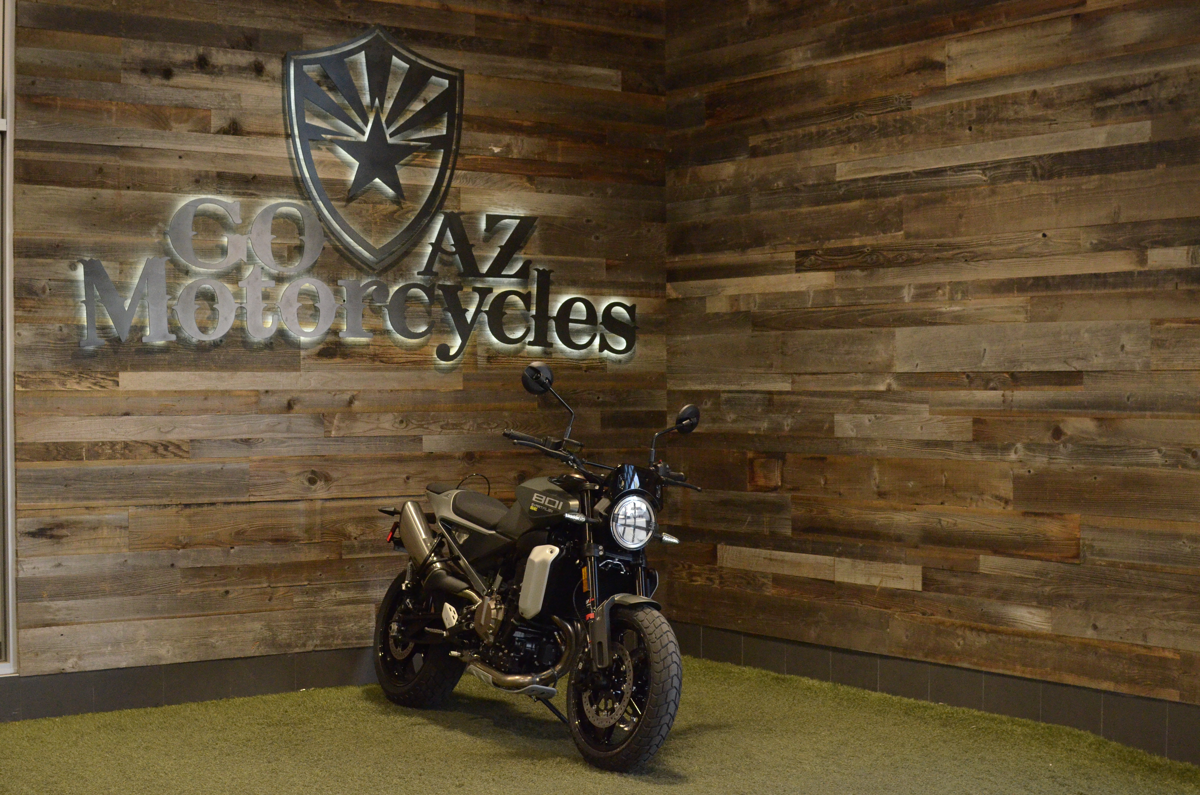 2027 Husqvarna Motorcycles SVARTPILEN 801 SE 801 SE in Scottsdale, AZ